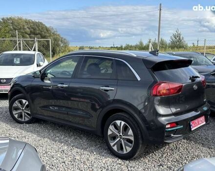 Киа Niro, объемом двигателя 0 л и пробегом 67 тыс. км за 22400 $, фото 3 на Automoto.ua
