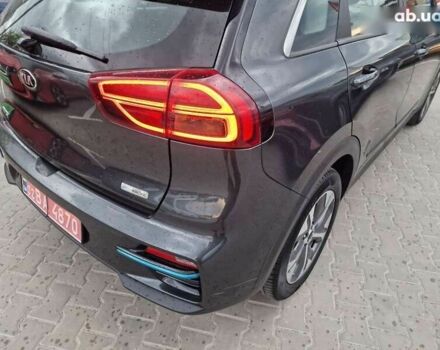Киа Niro, объемом двигателя 0 л и пробегом 97 тыс. км за 19100 $, фото 10 на Automoto.ua