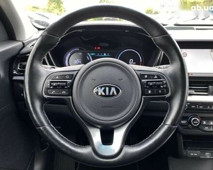 Киа Niro, объемом двигателя 0 л и пробегом 107 тыс. км за 21400 $, фото 29 на Automoto.ua