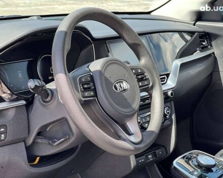 Кіа Niro, об'ємом двигуна 0 л та пробігом 50 тис. км за 17900 $, фото 29 на Automoto.ua