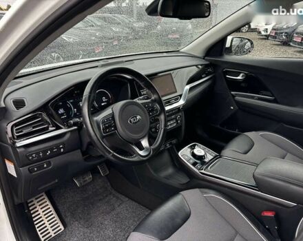 Киа Niro, объемом двигателя 0 л и пробегом 75 тыс. км за 21650 $, фото 17 на Automoto.ua