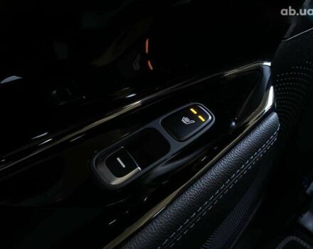 Кіа Niro, об'ємом двигуна 0 л та пробігом 64 тис. км за 23900 $, фото 16 на Automoto.ua