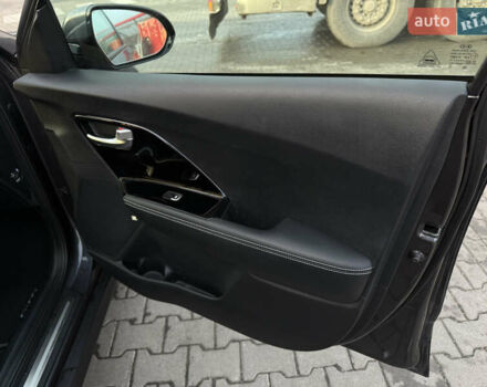 Кіа Niro, об'ємом двигуна 0 л та пробігом 84 тис. км за 19200 $, фото 27 на Automoto.ua