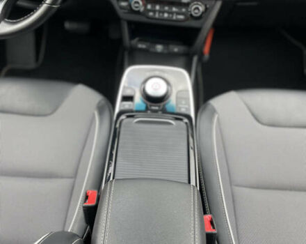 Киа Niro, объемом двигателя 0 л и пробегом 88 тыс. км за 18700 $, фото 15 на Automoto.ua