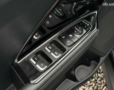 Киа Niro, объемом двигателя 0 л и пробегом 64 тыс. км за 22100 $, фото 20 на Automoto.ua