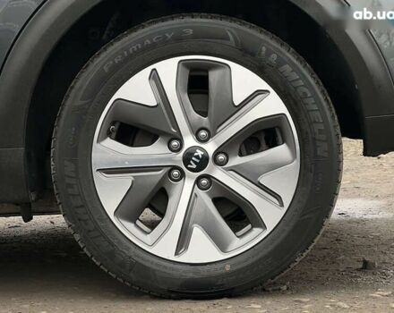 Кіа Niro, об'ємом двигуна 0 л та пробігом 107 тис. км за 19454 $, фото 20 на Automoto.ua