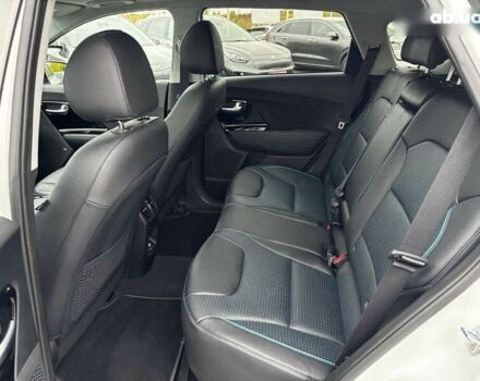 Киа Niro, объемом двигателя 0 л и пробегом 55 тыс. км за 24999 $, фото 27 на Automoto.ua