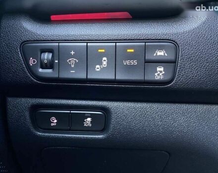 Киа Niro, объемом двигателя 0 л и пробегом 57 тыс. км за 23900 $, фото 11 на Automoto.ua