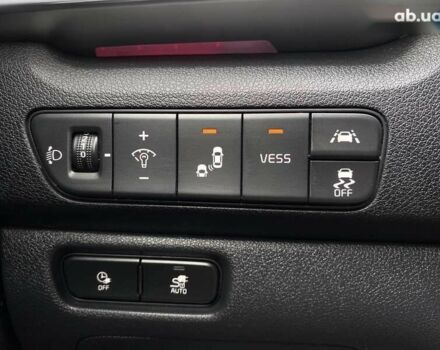 Кіа Niro, об'ємом двигуна 0 л та пробігом 56 тис. км за 22900 $, фото 8 на Automoto.ua