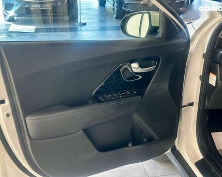 Киа Niro, объемом двигателя 0 л и пробегом 119 тыс. км за 18700 $, фото 12 на Automoto.ua