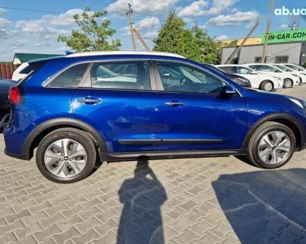 Кіа Niro, об'ємом двигуна 0 л та пробігом 111 тис. км за 20300 $, фото 9 на Automoto.ua