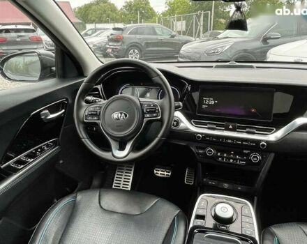 Киа Niro, объемом двигателя 0 л и пробегом 105 тыс. км за 20500 $, фото 23 на Automoto.ua