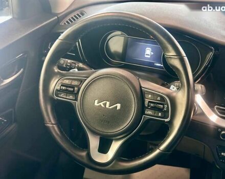 Киа Niro, объемом двигателя 0 л и пробегом 119 тыс. км за 18700 $, фото 21 на Automoto.ua