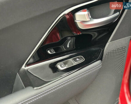 Киа Niro, объемом двигателя 0 л и пробегом 167 тыс. км за 19500 $, фото 25 на Automoto.ua