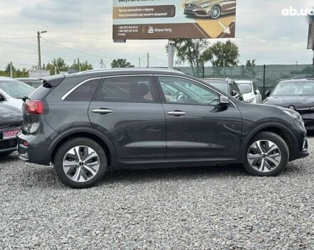 Киа Niro, объемом двигателя 0 л и пробегом 40 тыс. км за 23100 $, фото 2 на Automoto.ua