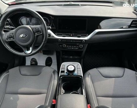 Киа Niro, объемом двигателя 0 л и пробегом 51 тыс. км за 22150 $, фото 28 на Automoto.ua