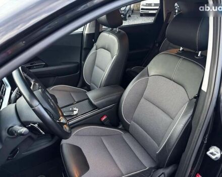 Киа Niro, объемом двигателя 0 л и пробегом 80 тыс. км за 21250 $, фото 16 на Automoto.ua