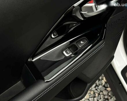 Киа Niro, объемом двигателя 0 л и пробегом 48 тыс. км за 24350 $, фото 14 на Automoto.ua