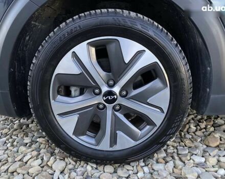Киа Niro, объемом двигателя 0 л и пробегом 123 тыс. км за 20600 $, фото 24 на Automoto.ua