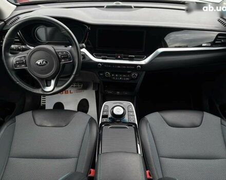 Киа Niro, объемом двигателя 0 л и пробегом 62 тыс. км за 21999 $, фото 24 на Automoto.ua