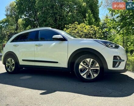 Киа Niro, объемом двигателя 0 л и пробегом 40 тыс. км за 19500 $, фото 3 на Automoto.ua