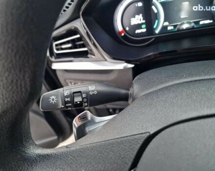 Киа Niro, объемом двигателя 0 л и пробегом 97 тыс. км за 19100 $, фото 23 на Automoto.ua