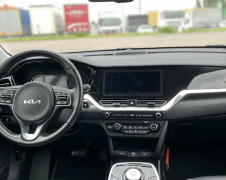 Киа Niro, объемом двигателя 0 л и пробегом 88 тыс. км за 18700 $, фото 14 на Automoto.ua