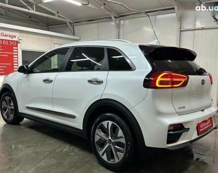 Кіа Niro, об'ємом двигуна 0 л та пробігом 35 тис. км за 24400 $, фото 25 на Automoto.ua