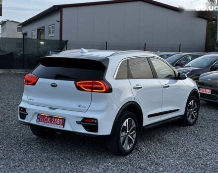 Киа Niro, объемом двигателя 0 л и пробегом 51 тыс. км за 24999 $, фото 17 на Automoto.ua