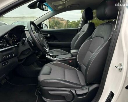 Кіа Niro, об'ємом двигуна 0 л та пробігом 56 тис. км за 24400 $, фото 29 на Automoto.ua