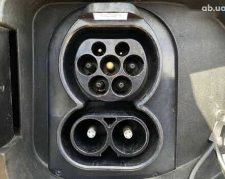 Киа Niro, объемом двигателя 0 л и пробегом 78 тыс. км за 22500 $, фото 23 на Automoto.ua