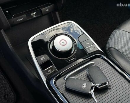 Киа Niro, объемом двигателя 0 л и пробегом 53 тыс. км за 19999 $, фото 21 на Automoto.ua