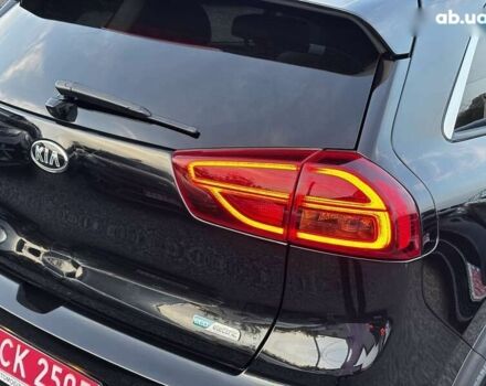 Киа Niro, объемом двигателя 0 л и пробегом 80 тыс. км за 21250 $, фото 8 на Automoto.ua