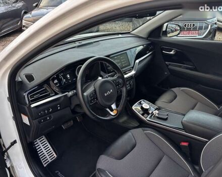 Киа Niro, объемом двигателя 0 л и пробегом 72 тыс. км за 23600 $, фото 27 на Automoto.ua