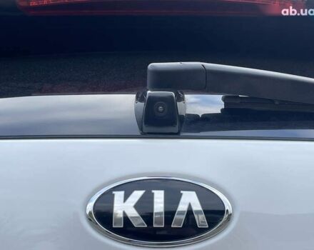 Кіа Niro, об'ємом двигуна 0 л та пробігом 69 тис. км за 20323 $, фото 20 на Automoto.ua
