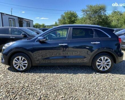 Кіа Niro, об'ємом двигуна 0 л та пробігом 105 тис. км за 21500 $, фото 10 на Automoto.ua