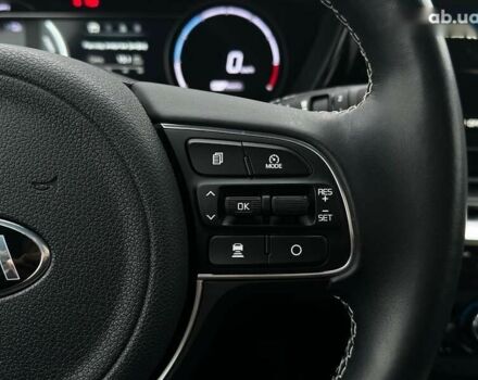 Киа Niro, объемом двигателя 0 л и пробегом 56 тыс. км за 23400 $, фото 5 на Automoto.ua