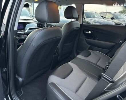 Киа Niro, объемом двигателя 0 л и пробегом 80 тыс. км за 21250 $, фото 18 на Automoto.ua