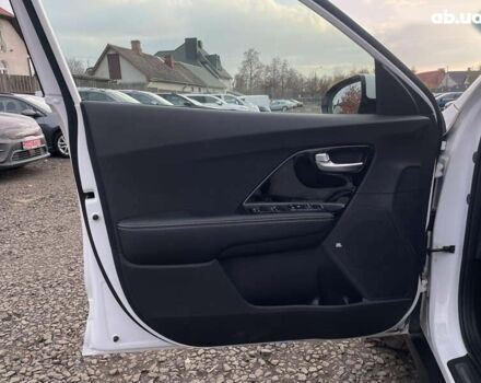 Кіа Niro, об'ємом двигуна 0 л та пробігом 69 тис. км за 20323 $, фото 29 на Automoto.ua