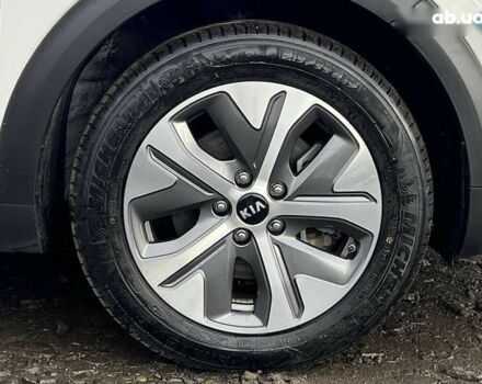 Киа Niro, объемом двигателя 0 л и пробегом 54 тыс. км за 21193 $, фото 23 на Automoto.ua