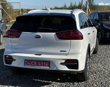 Кіа Niro, об'ємом двигуна 0 л та пробігом 53 тис. км за 20950 $, фото 6 на Automoto.ua