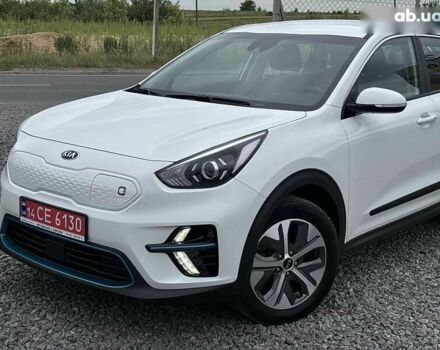 Киа Niro, объемом двигателя 0 л и пробегом 98 тыс. км за 19550 $, фото 2 на Automoto.ua
