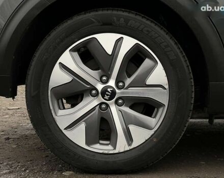 Кіа Niro, об'ємом двигуна 0 л та пробігом 107 тис. км за 19454 $, фото 21 на Automoto.ua