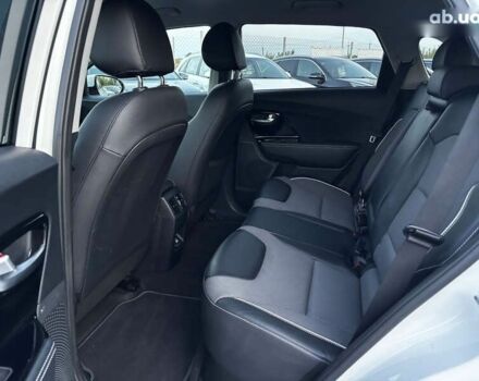Киа Niro, объемом двигателя 0 л и пробегом 51 тыс. км за 24999 $, фото 14 на Automoto.ua