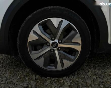 Кіа Niro, об'ємом двигуна 0 л та пробігом 59 тис. км за 23800 $, фото 18 на Automoto.ua