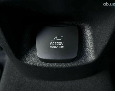 Киа Niro, объемом двигателя 0 л и пробегом 88 тыс. км за 23900 $, фото 10 на Automoto.ua