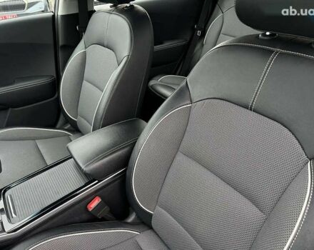 Кіа Niro, об'ємом двигуна 0 л та пробігом 107 тис. км за 19454 $, фото 27 на Automoto.ua