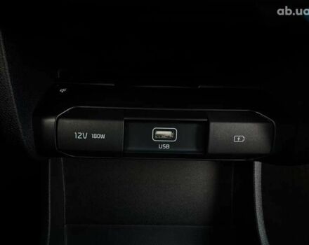 Киа Niro, объемом двигателя 0 л и пробегом 59 тыс. км за 22800 $, фото 3 на Automoto.ua