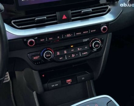 Киа Niro, объемом двигателя 0 л и пробегом 51 тыс. км за 24999 $, фото 10 на Automoto.ua