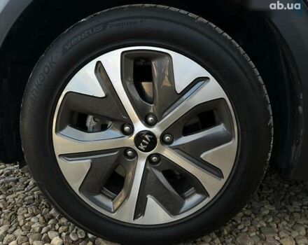 Киа Niro, объемом двигателя 0 л и пробегом 62 тыс. км за 24600 $, фото 25 на Automoto.ua